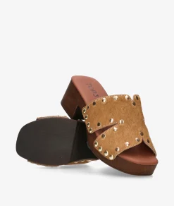 Mujer pabloochoa.shoes Zuecos SF1637 en camel